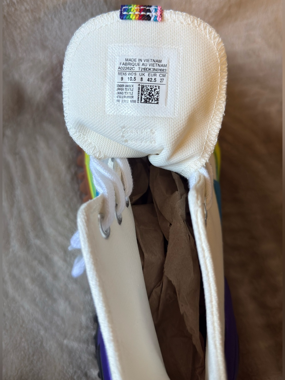 NWT Converse Run Star Motion Platform - Pride (2022) - Picture 5 of 8